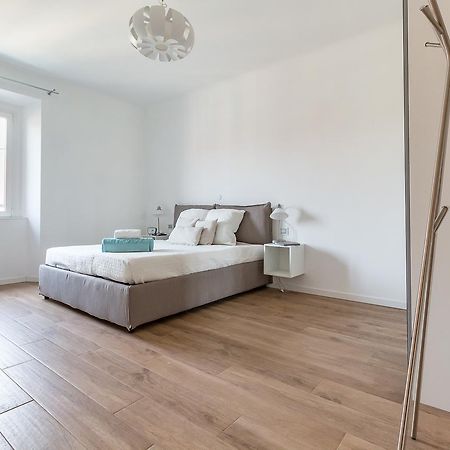 Alessia'S Flat - Sarpi 3 Apartment Milan Exterior photo